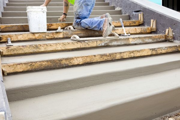 Concrete Steps Pouring in Painesville