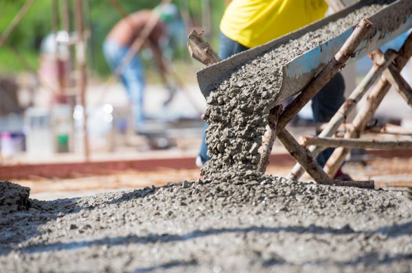 Backyard Concrete Pouring in Painesville