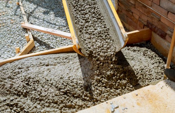 Cement Walkway Pouring in Painesville