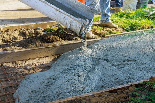 Driveway Concrete Pouring in Painesville